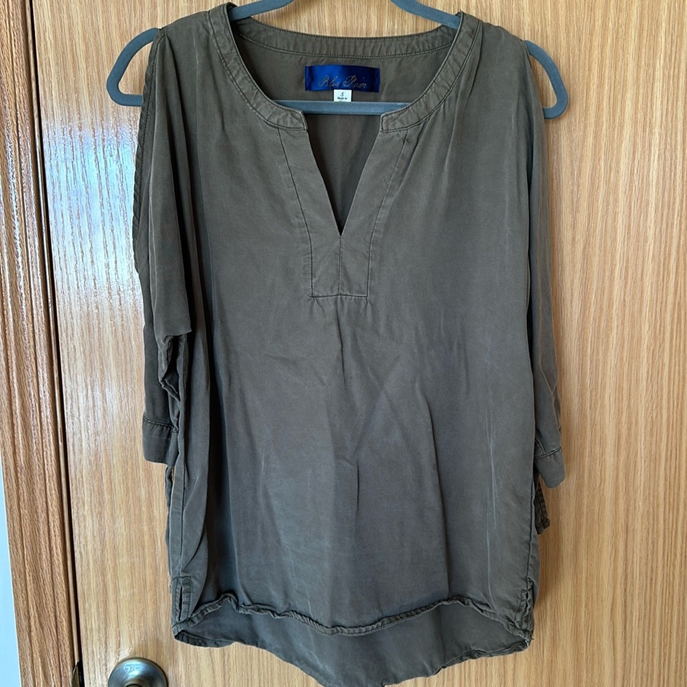 Blue rain top